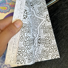 Livro de Colorir Mandala de 128 páginas